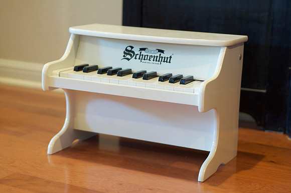 white toy piano